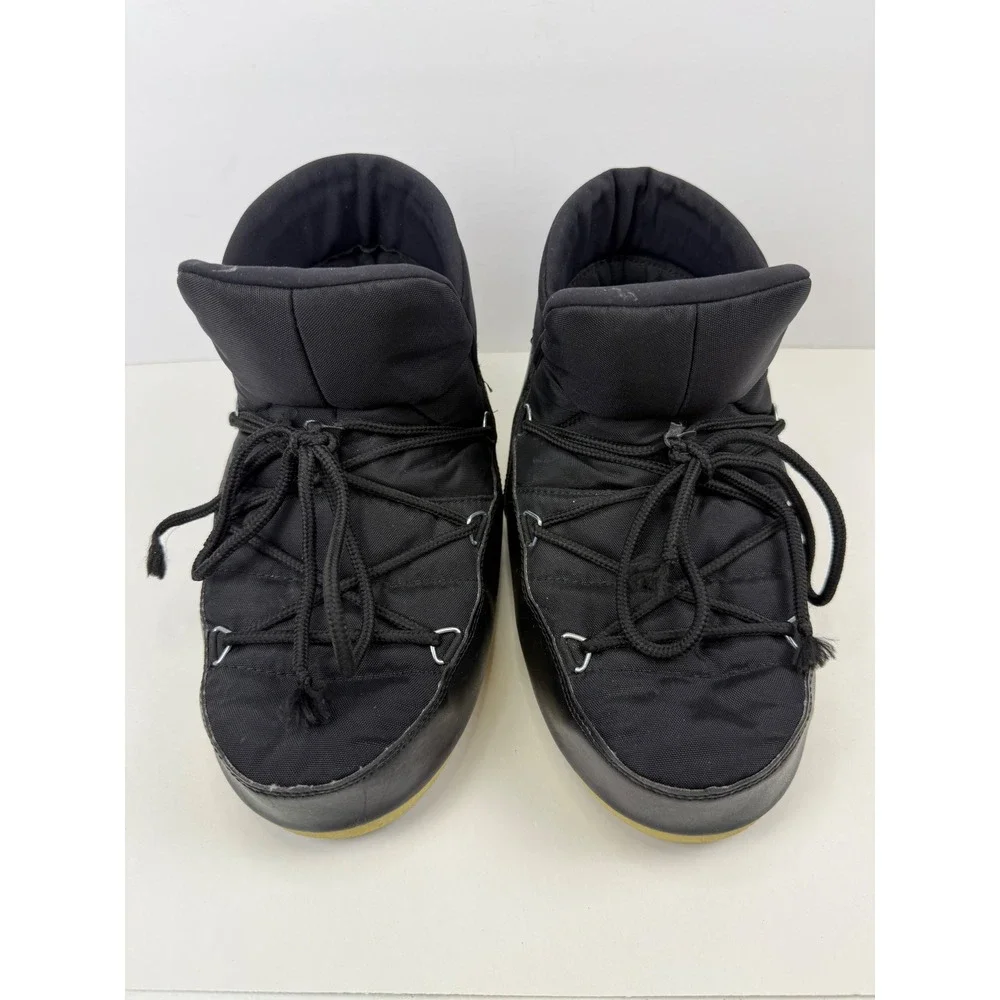 Moon Boot Low Nylon EVX Women's 8/8.5, men's 7/7.5